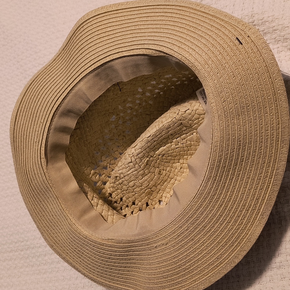 Straw hat - Picture 3 of 3